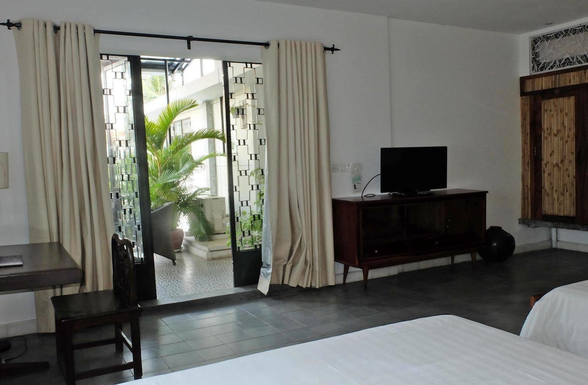 The Sangkum Hotel Phnom Penh Luaran gambar